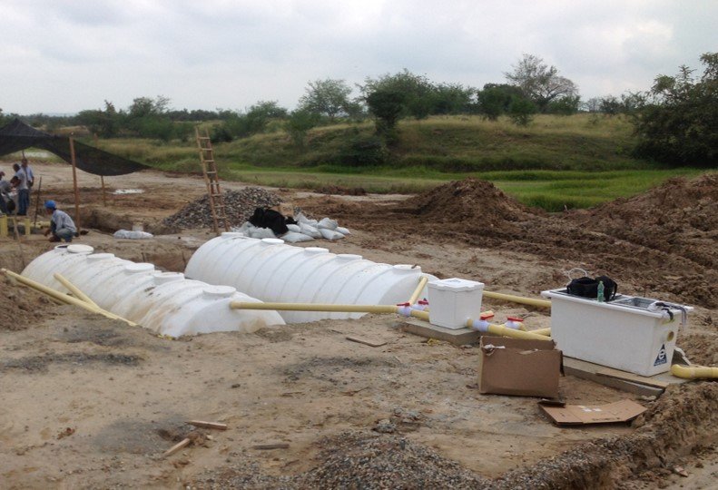 Con tecnologías avanzadas para la reutilización y conservación del agua