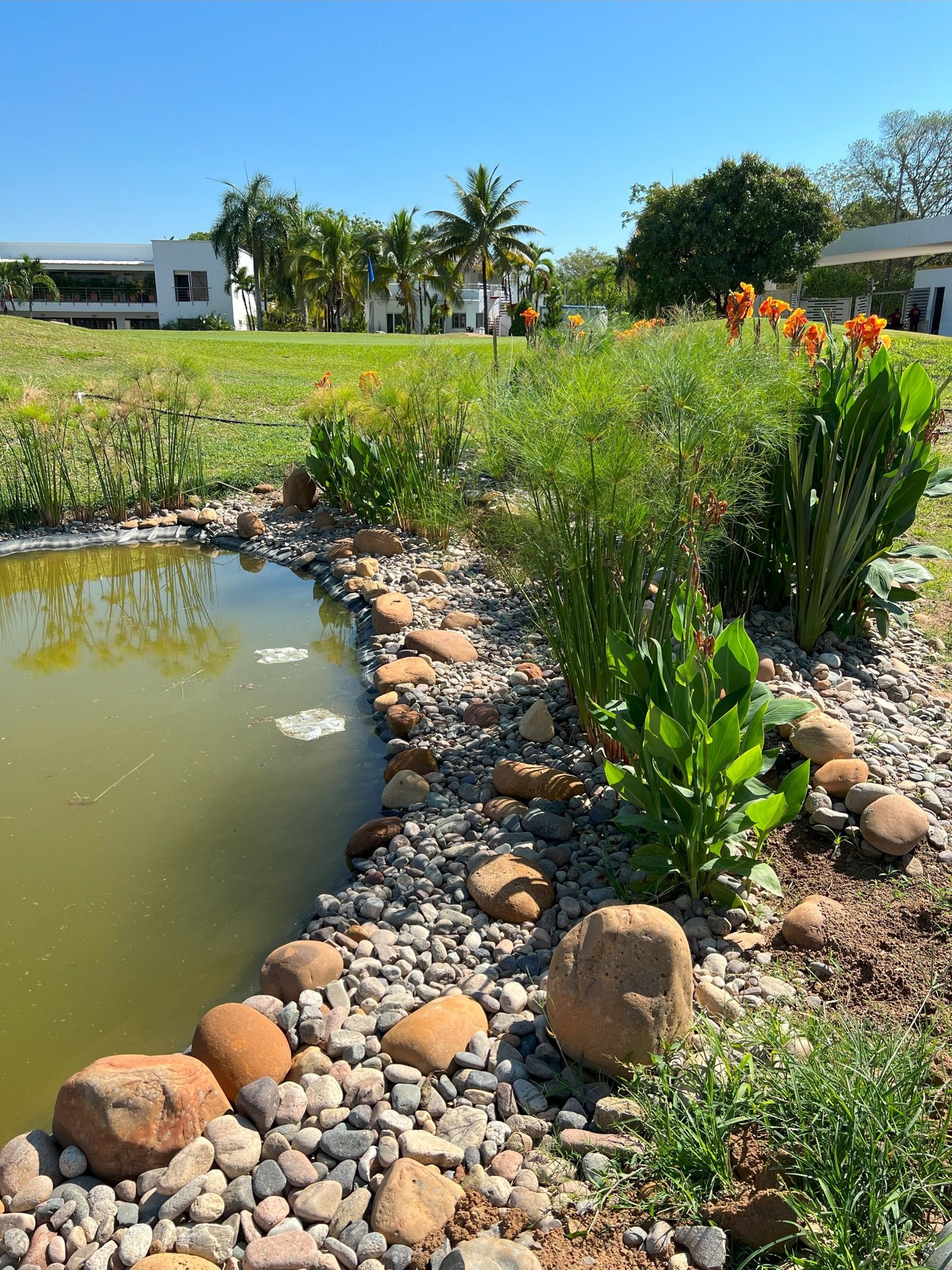 Soluciones en Mecánica, Electricidad, Plomería y Seguridad Contra Incendios