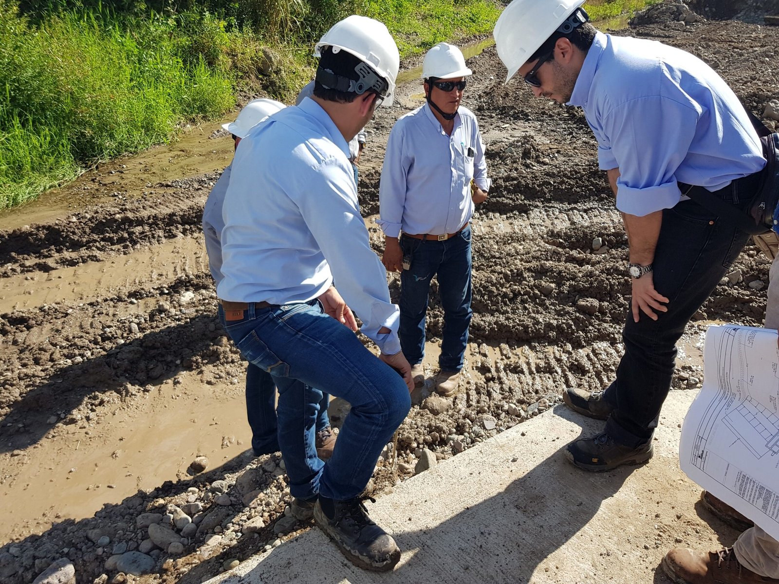 Soluciones en Mecánica, Electricidad, Plomería y Seguridad Contra Incendios